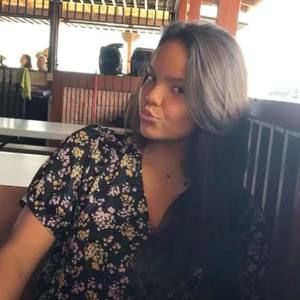 Meet your Posher, Kamila